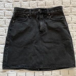 Black denim Madewell skirt Size 24 New With Tags